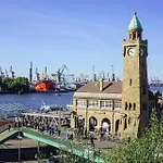 Moderne-ferienwohnung-in-ruhiger-lage 아파트