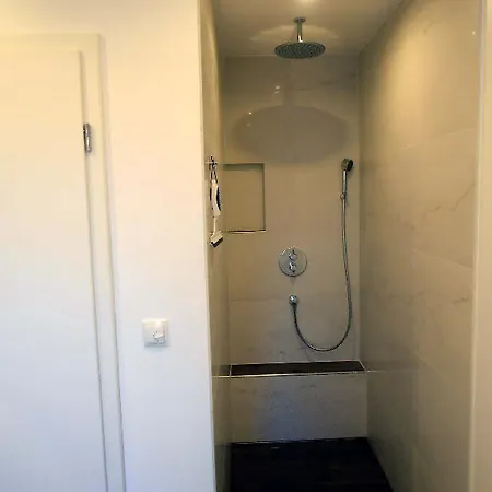 Moderne-ferienwohnung-in-ruhiger-lage *